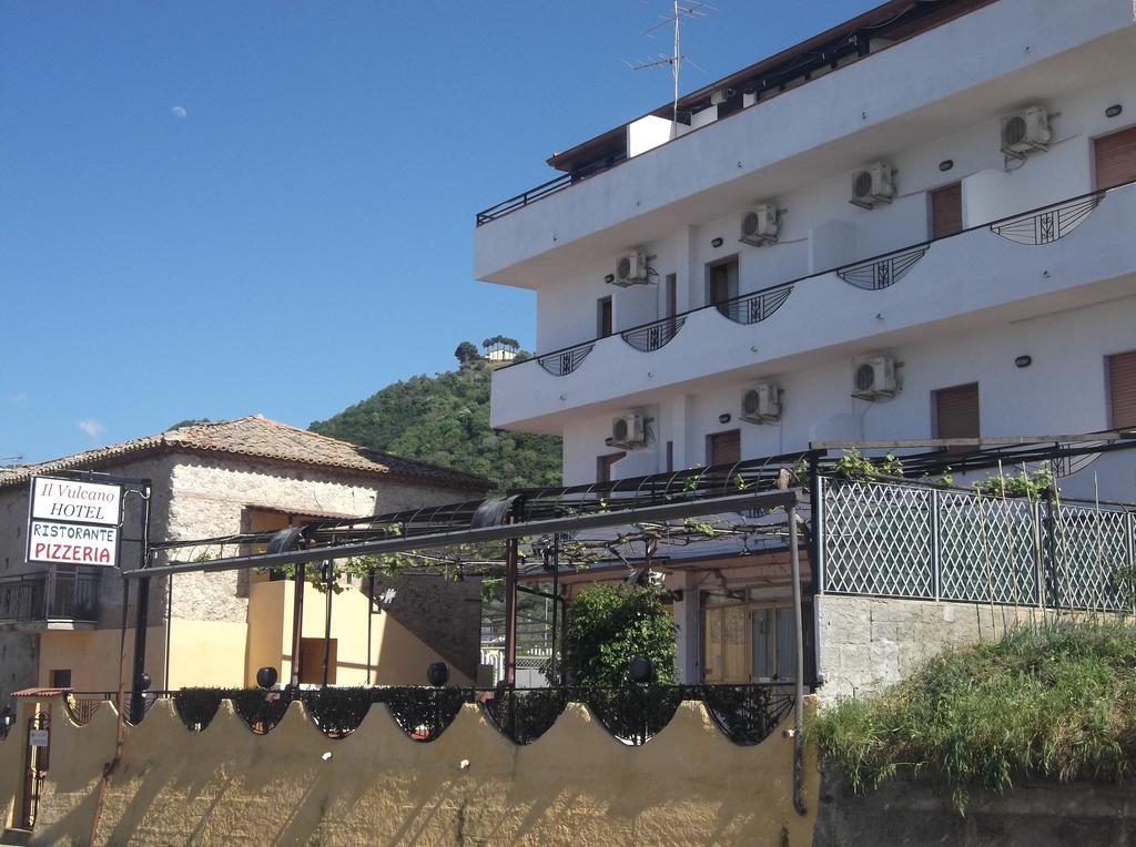 Hotel Il Vulcano Tropea Exterior foto