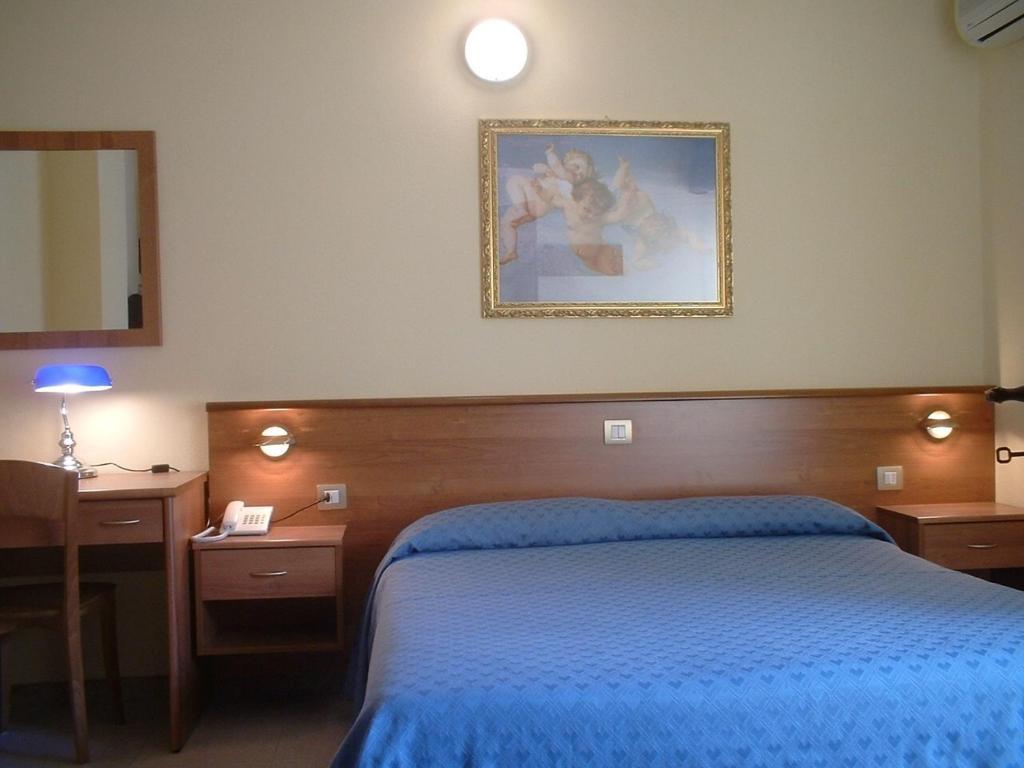 Hotel Il Vulcano Tropea Cameră foto